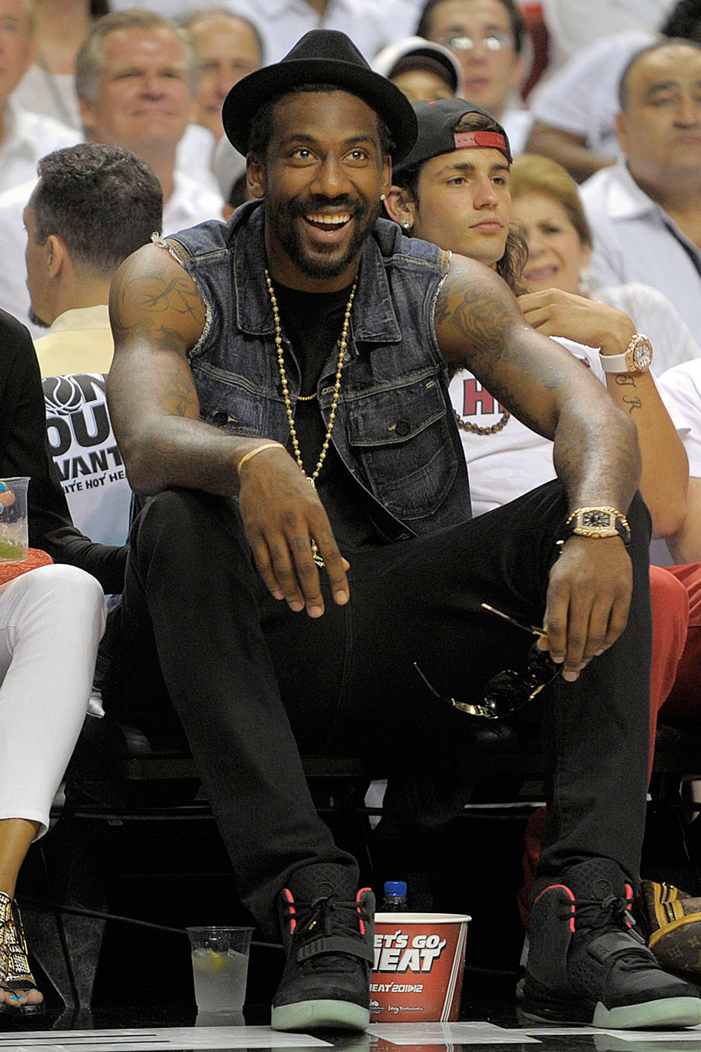 Amar’e Stoudemire’s CutOff Jean Jacket Style