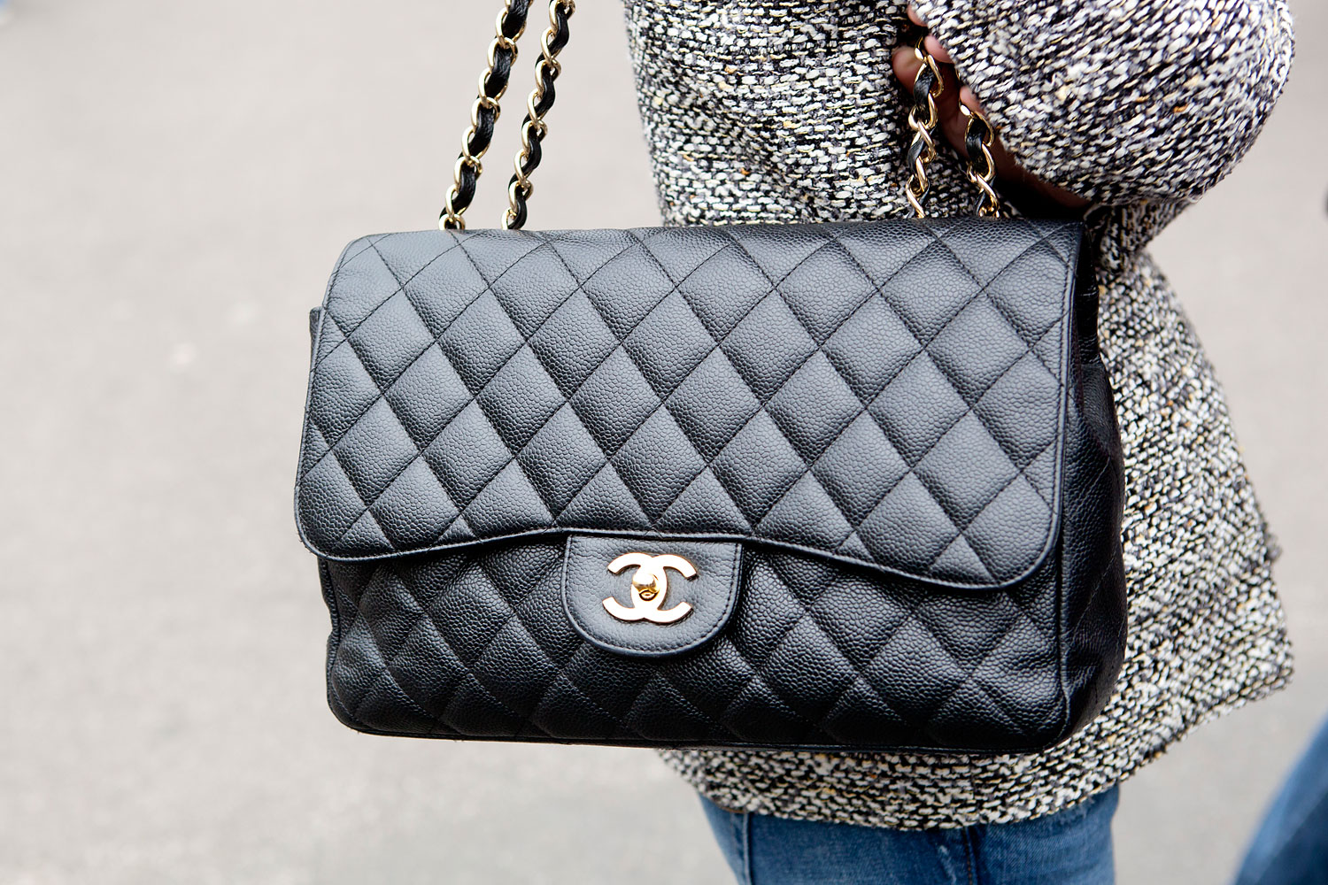 Chanel Coco Handle Flap Quilted Caviar Gold-tone Mini Black | Chanel  handbags black, Coco handle, Chanel bag black